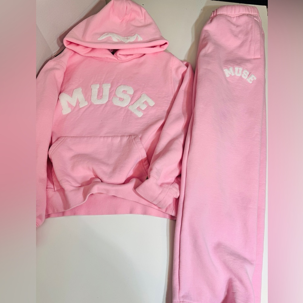 Muse Women's Pink Fleece Sweatpants & Hoodie Set